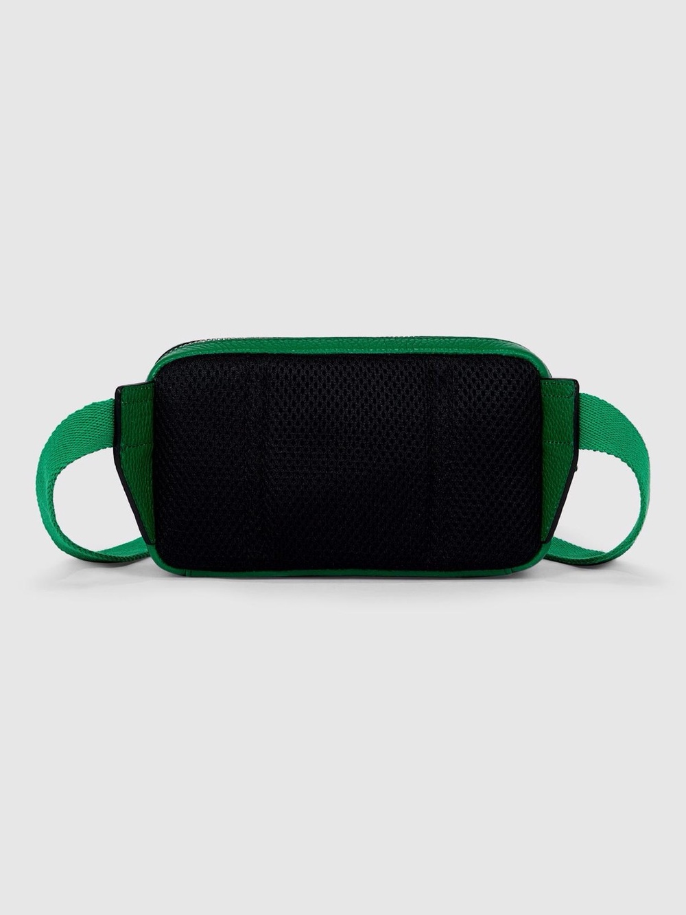 Ecco Green Leather Waist Belt Bag with Silver Hardware - Picture 3 of 4